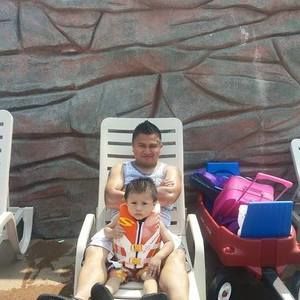 Meet your Posher, Jose-perla